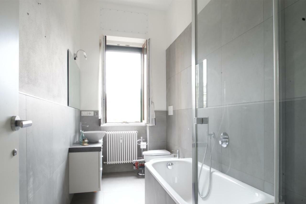 Exclusive 3 Bedrooms Apartment Near Duomo ミラノ エクステリア 写真
